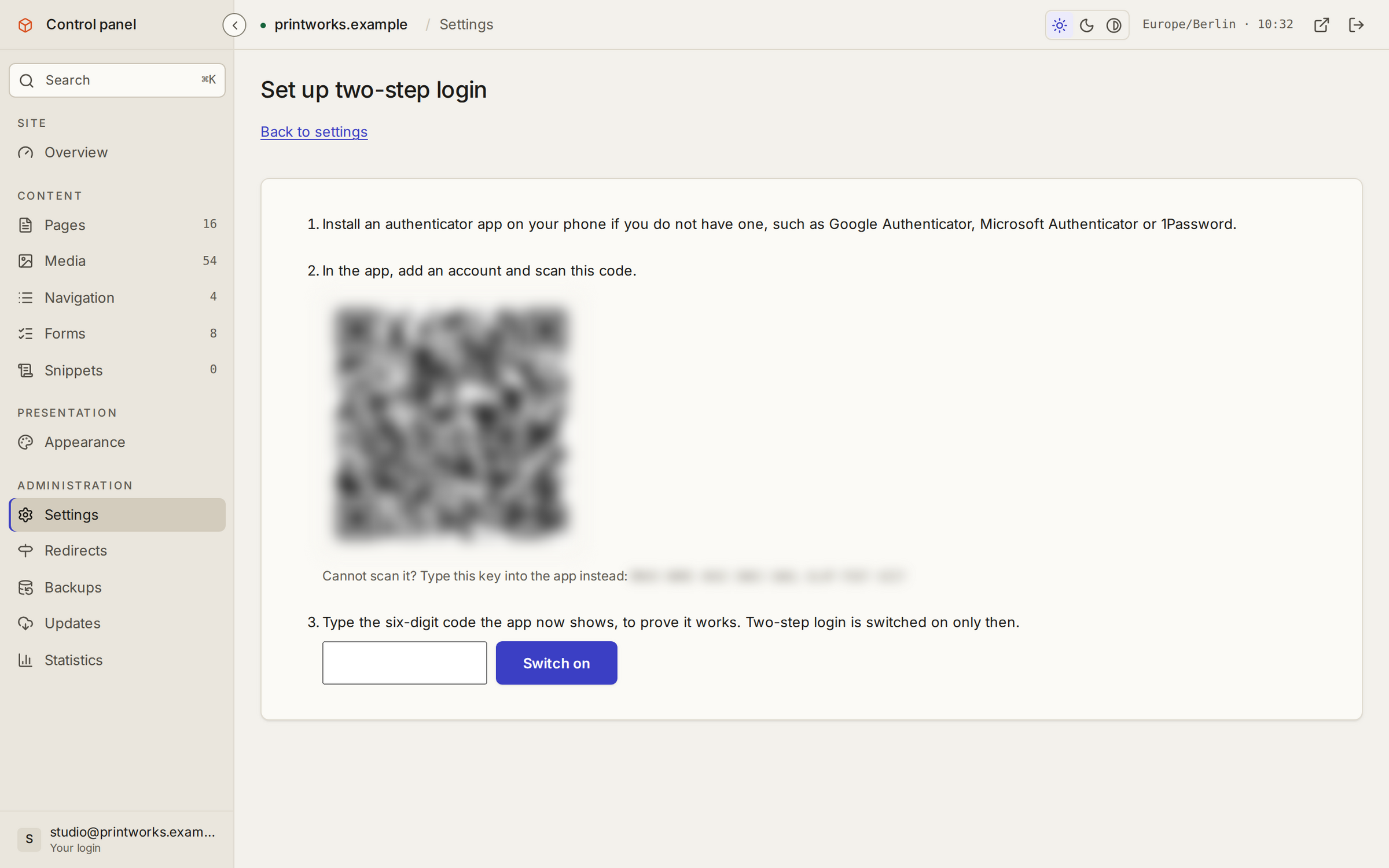 Setting up two-step login: a QR code to scan with an authenticator app.